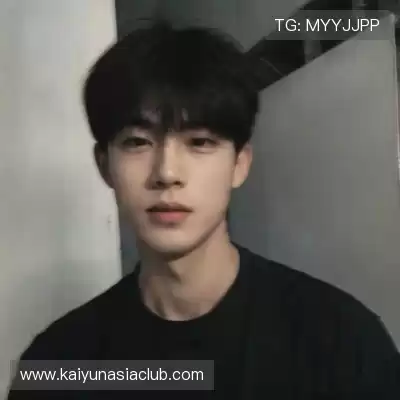 杜严谦